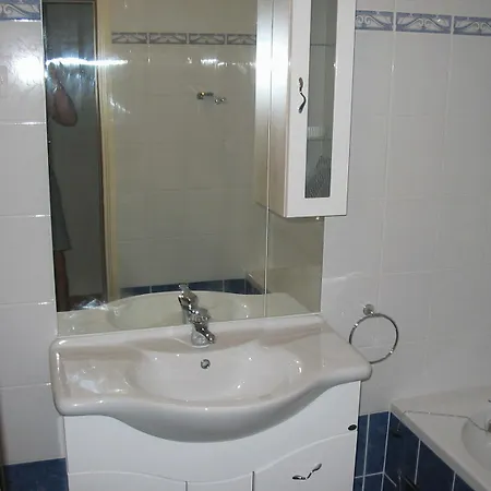 Milan Apartamento Veliki Drvenik
