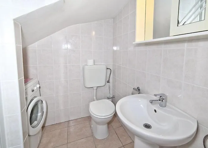 Apartament Milan Drvenik Veliki